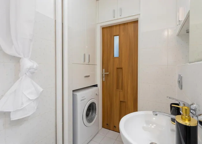 Golden In - Browary Warszawskie - Zelazna Apartman