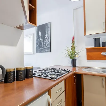 Apartment Golden In - Browary Warszawskie - Zelazna